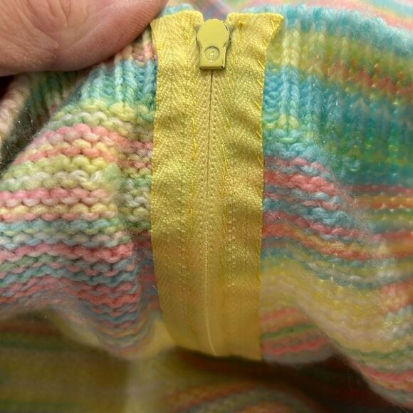 Betty’s Original handmade back zipper sweater with hood. 2T to 3T - Picture 8 of 12